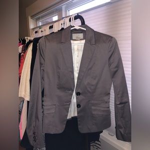 Gray blazer